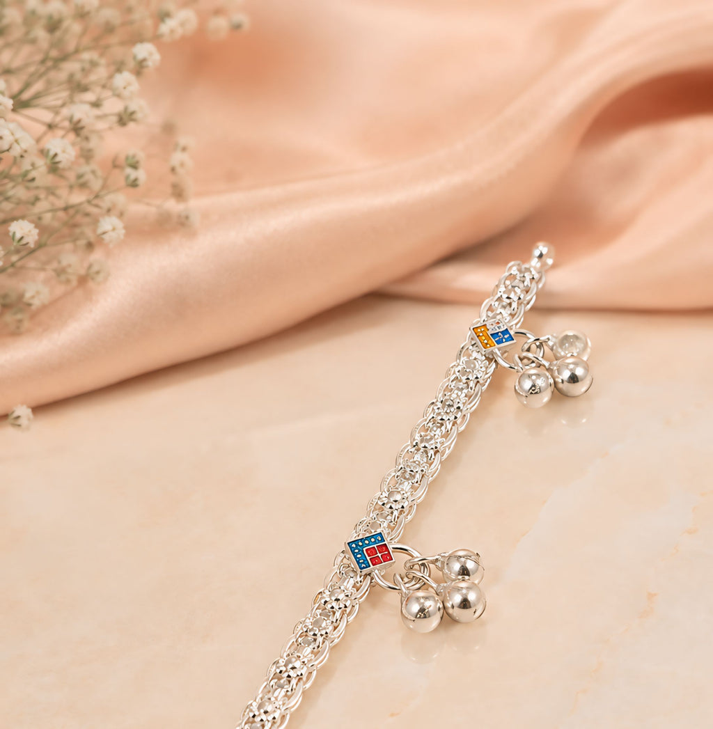 ✨ Silver Radiance — Elegant Silver Plated Payal