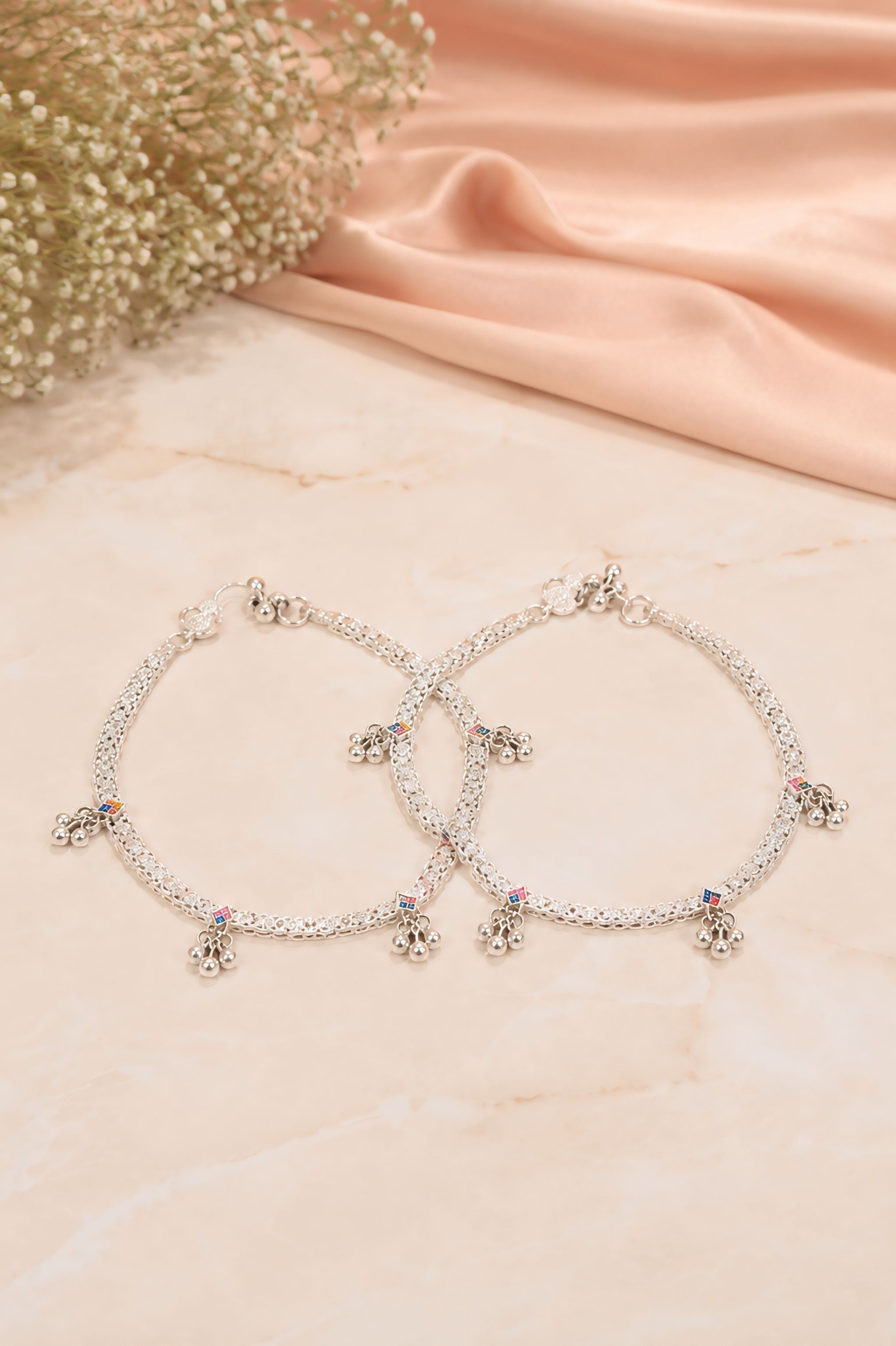 ✨ Silver Radiance — Elegant Silver Plated Payal